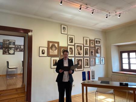 Podpis pogodbe za zgodovinske raziskave - projekt Muzej prevozništva in tovorništva