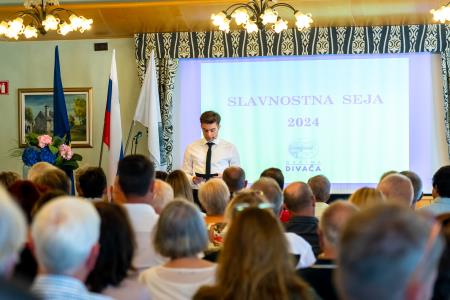 O-Divaca_Slavnostna-seja-2024__7RV9771_BeGR8-media