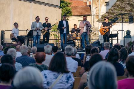 449776837_388579610898841_6447847364285498082_n