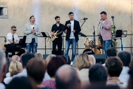 449778784_388575694232566_6254221653635272821_n