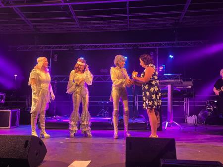 449929600_389346530822149_46148612033269287_n