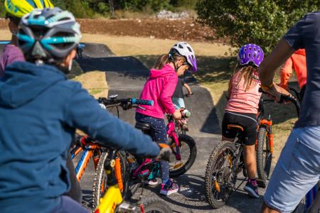 TM_2024-09-20__7RV0063