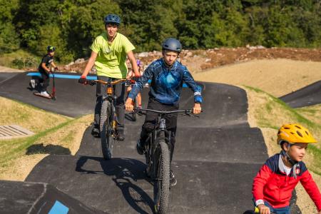 TM_2024-09-20__7RV9882