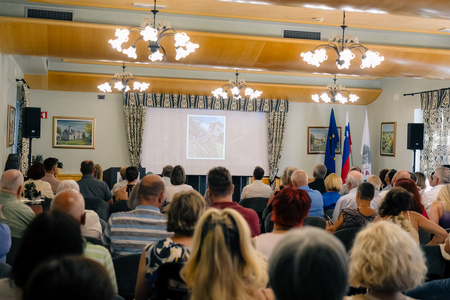 O-Divaca_Seja-koncert__7RV5082_BeGR8-Media_manjse