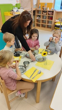 98f45ba3-f75c-4192-823c-55856d2ae907